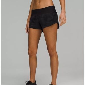 LULULEMON speed up low rise shorts